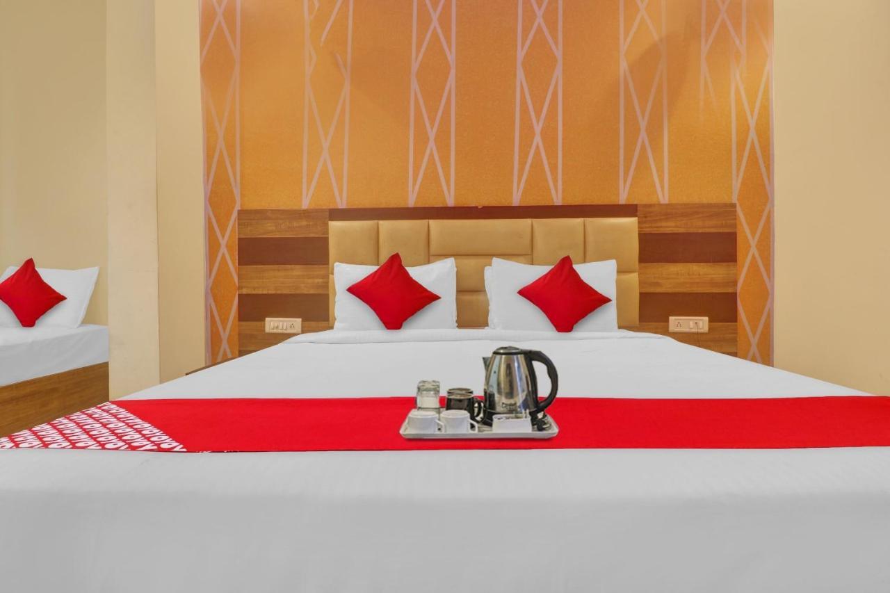 Hotel O Prince Home Stay Near Ambience Mall New Delhi Exteriör bild