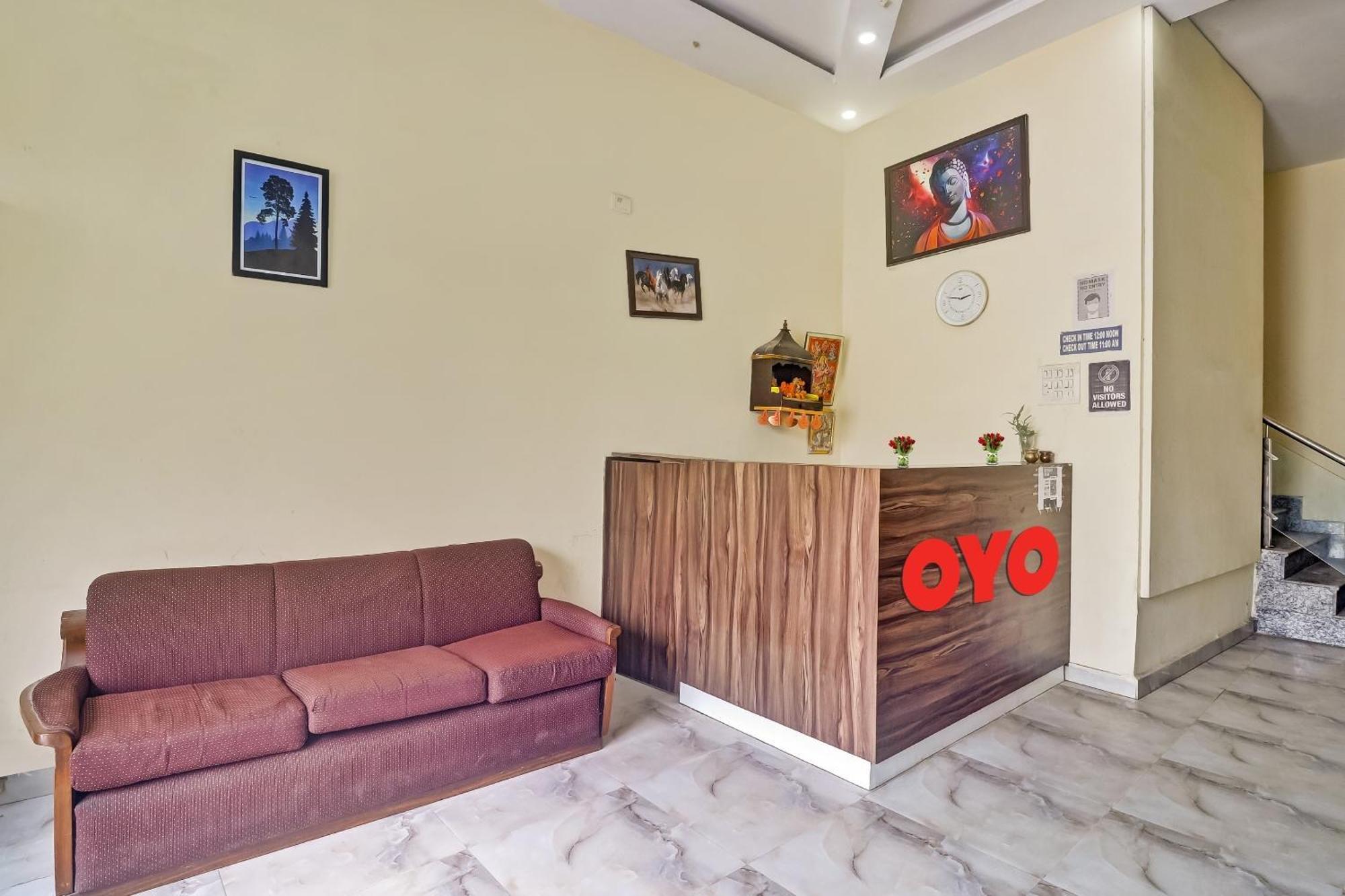 Hotel O Prince Home Stay Near Ambience Mall New Delhi Exteriör bild
